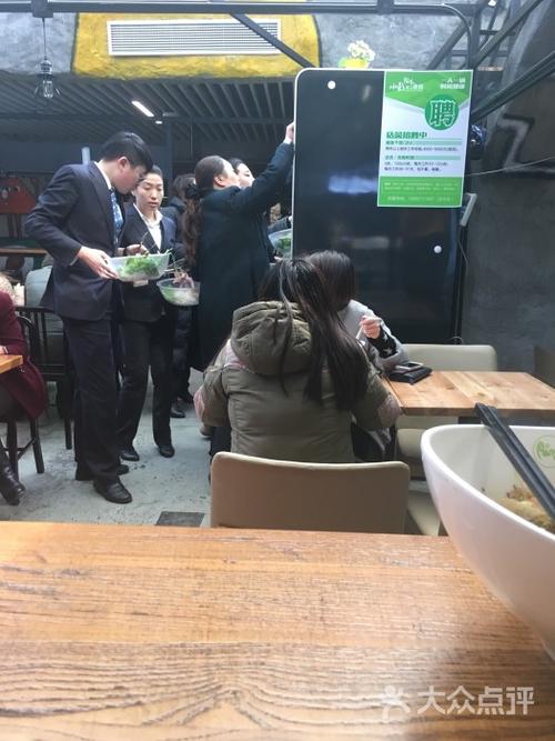 菜鸟先飞 网络世界里的笨拙与光芒